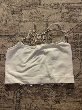 Hollister White Scallop-Edge Ribbed Strappy Camisole